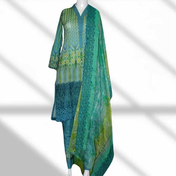 3-Piece Lawn Suit Embroidered - Picture 1 of 8